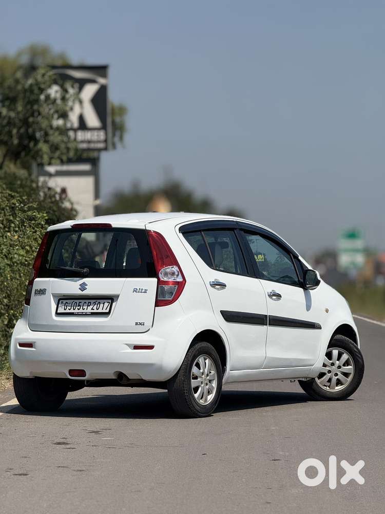 Maruti Suzuki Ritz Zxi Abs, 2011, Petrol