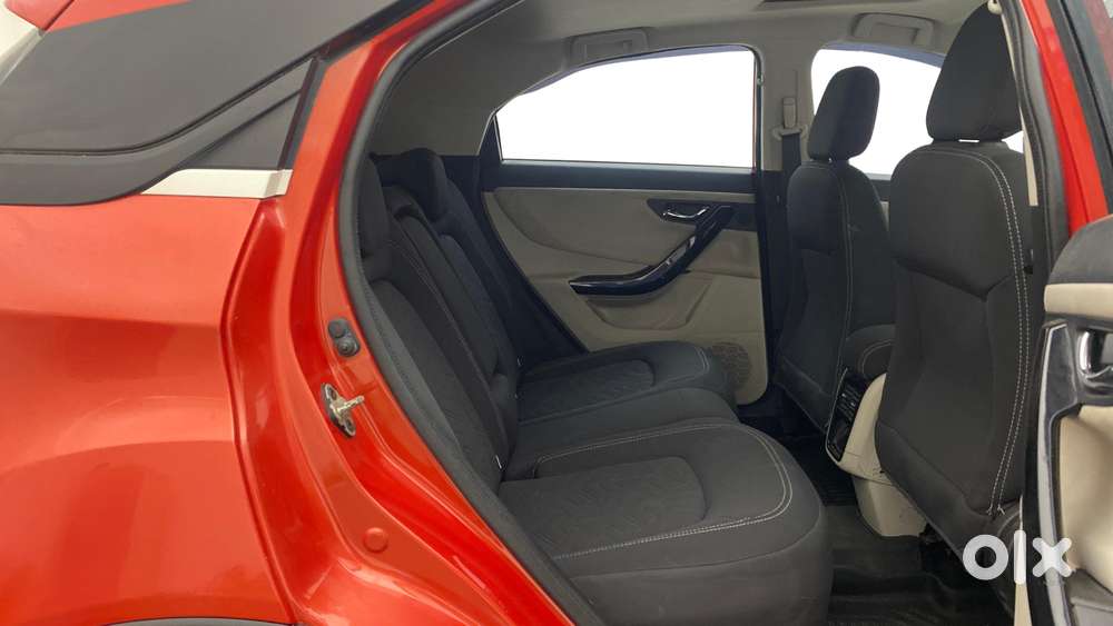 Tata Nexon 1.2 Revotron Xza Plus Premium, 2022, Petrol