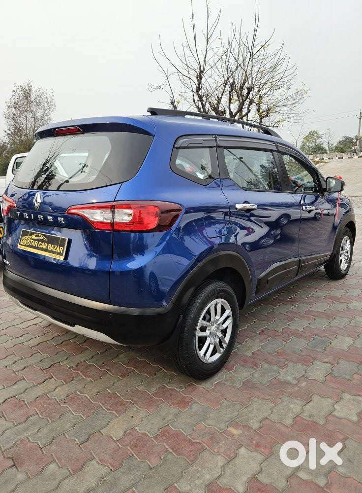 Renault Triber Rxt, 2022, Petrol