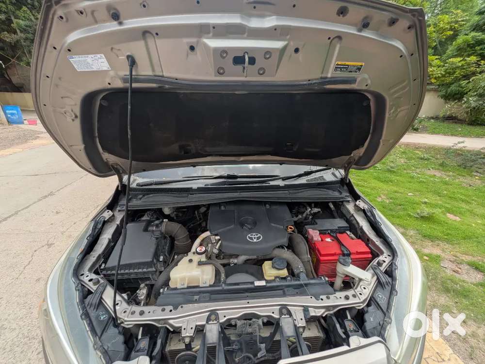 Toyota Innova Crysta 2019