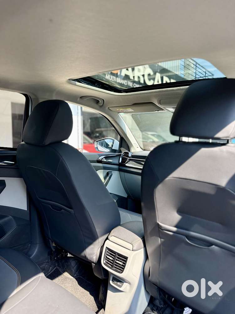 Skoda Kushaq Style 1.0l Tsi Mt, 2024, Petrol