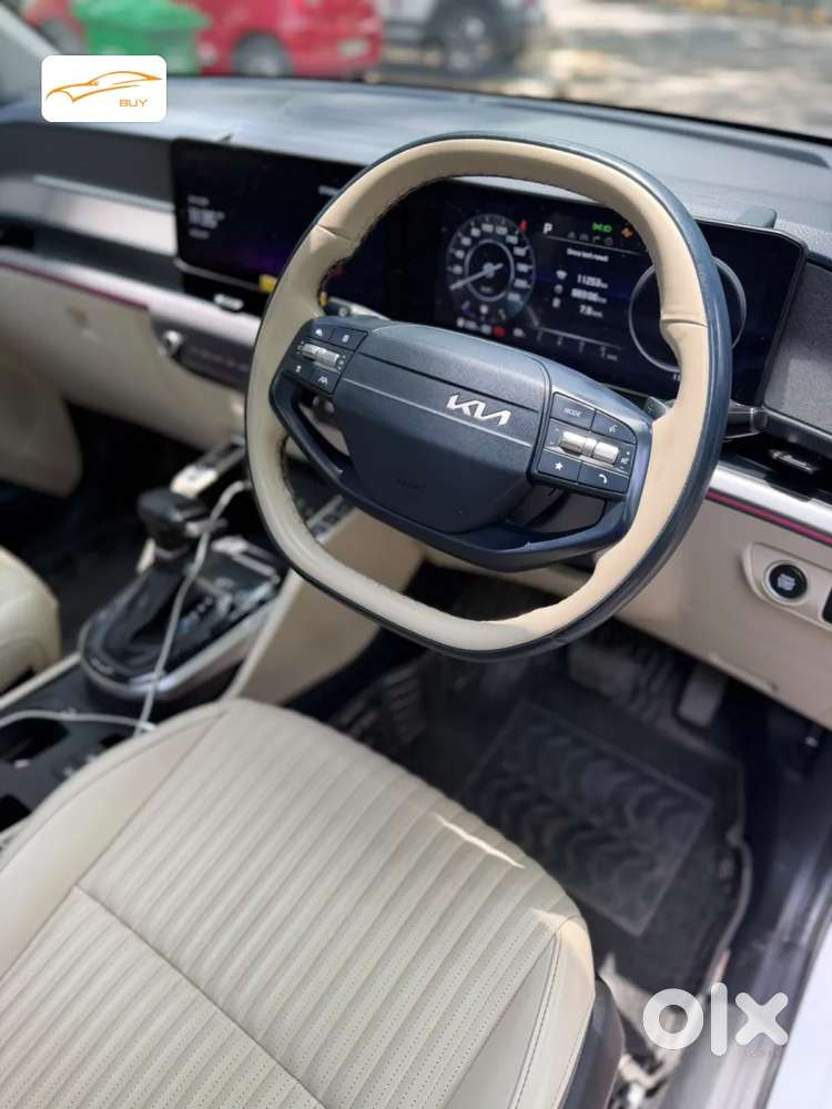 Kia Carens Clavis Ev Htk+, 2025, Petrol