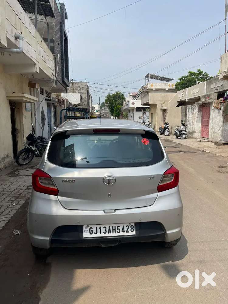 Tata Tiago Xat Cng  2018 Model