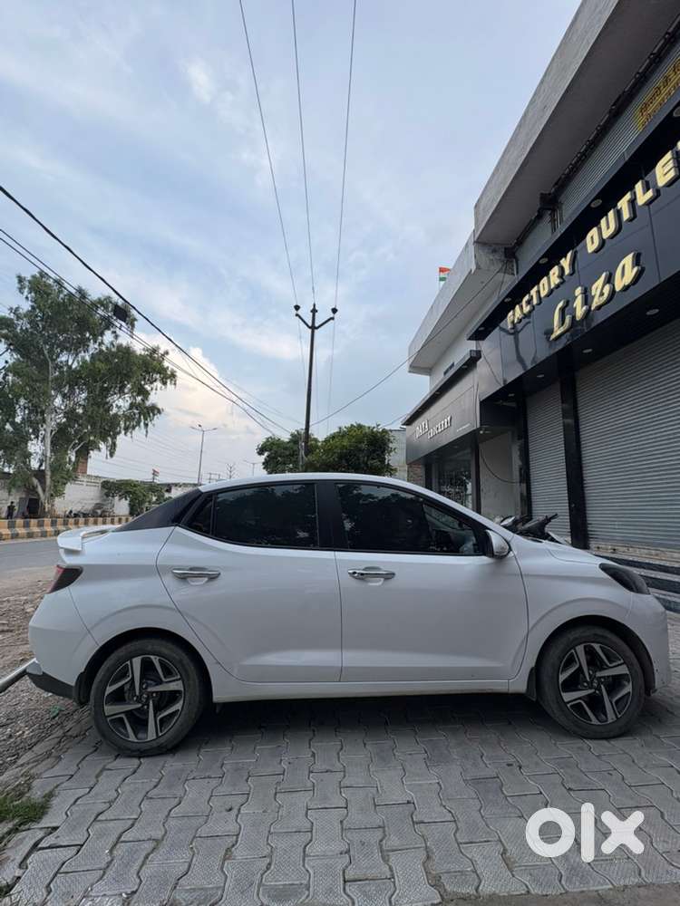 Hyundai Aura 2023 Cng