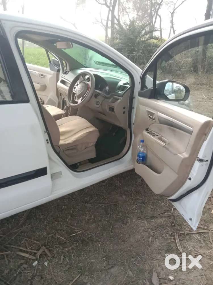 Maruti Suzuki Ertiga 2017 Petrol 150000 Km Driven