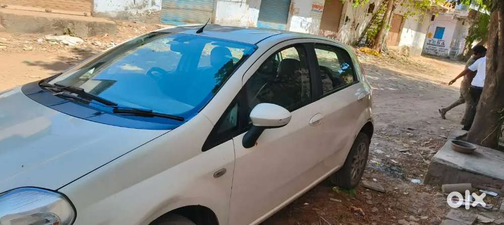 2012 Model Punto Emotion