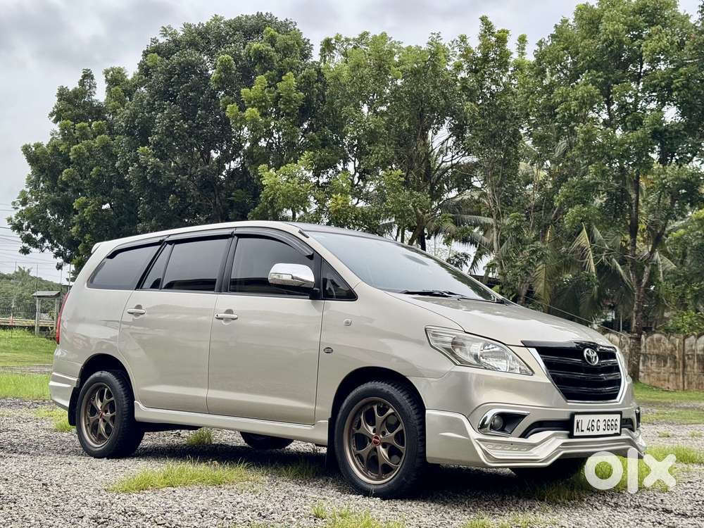 Toyota Innova 2.5 Gx (diesel) 7 Seater Bs Iv, 2012, Diesel