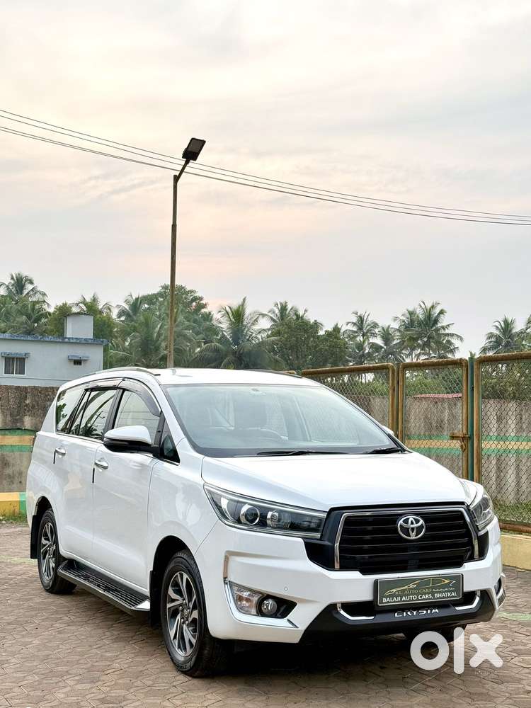 Toyota Innova Crysta 2.4 V, 2023, Diesel