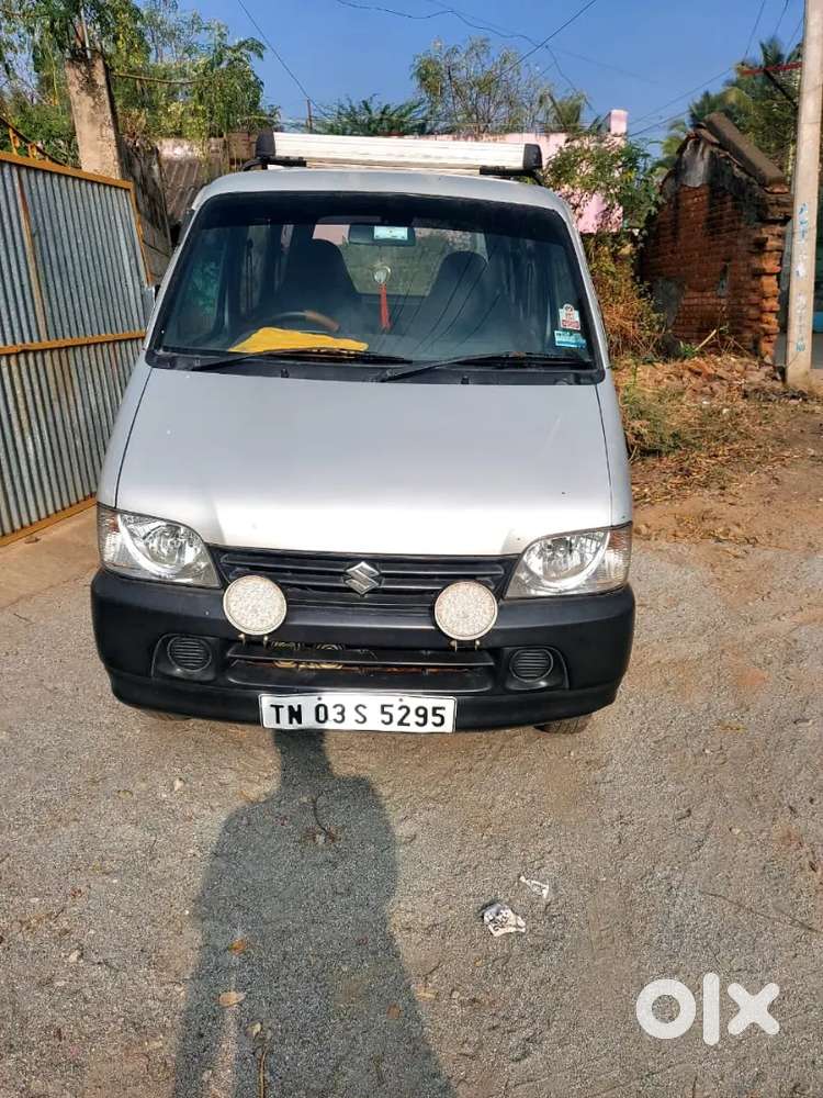 Maruti Suzuki Eeco 2017 Petrol 100000 Km Driven