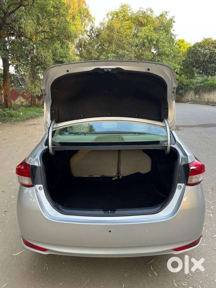 Toyota Yaris G Cvt, 2018, Petrol