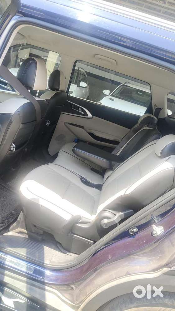 Kia Carens 2023 Petrol 42000 Km Driven