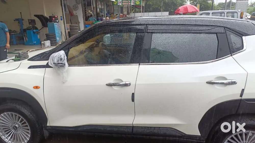 Nissan Magnite 1.0 Xv Premium 2025