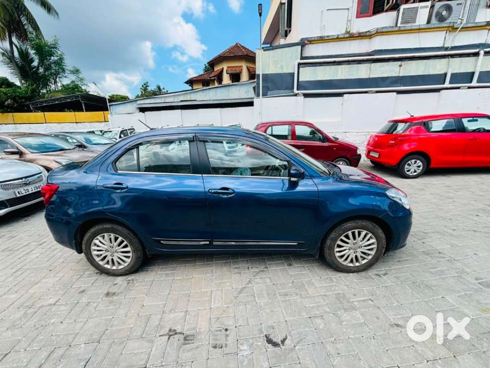 Maruti Suzuki Dzire 1.2 Zxi Amt, 2022, Petrol