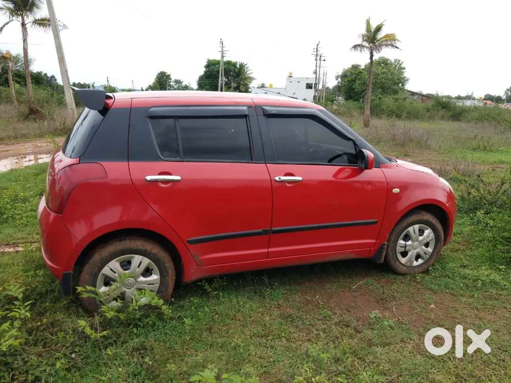 Maruti Suzuki Dzire 2010 Variant