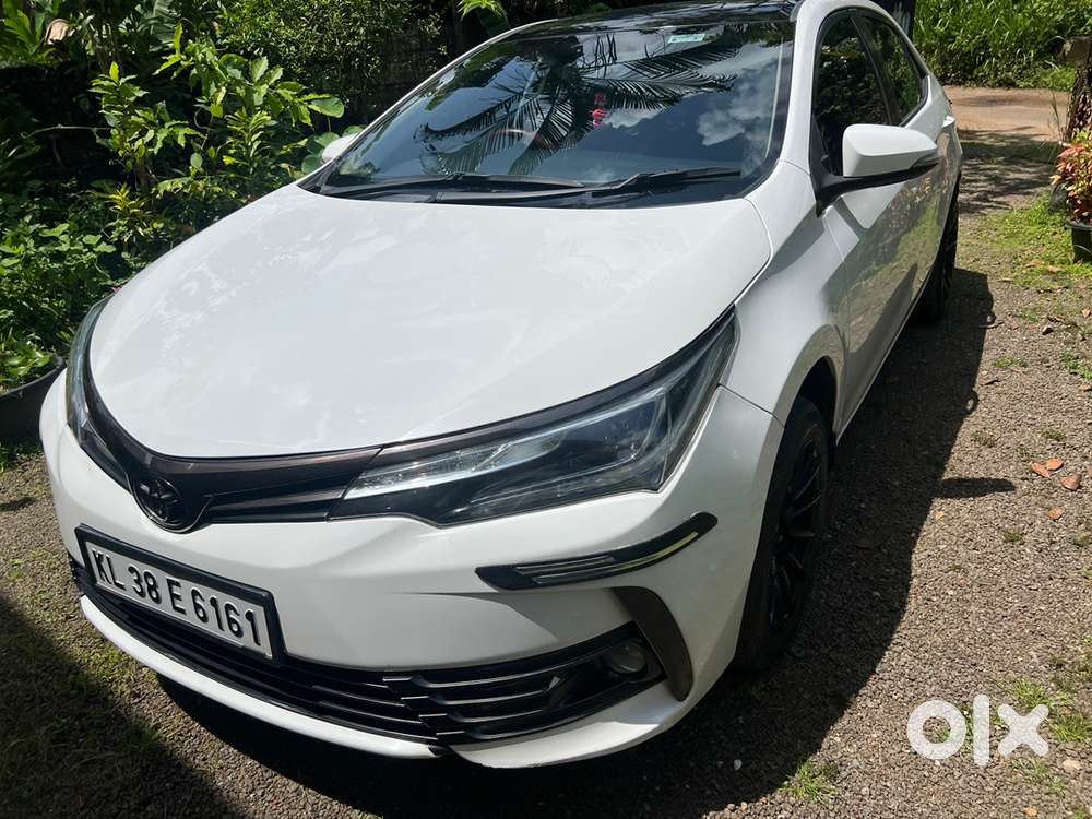 Toyota Corolla Altis 2015