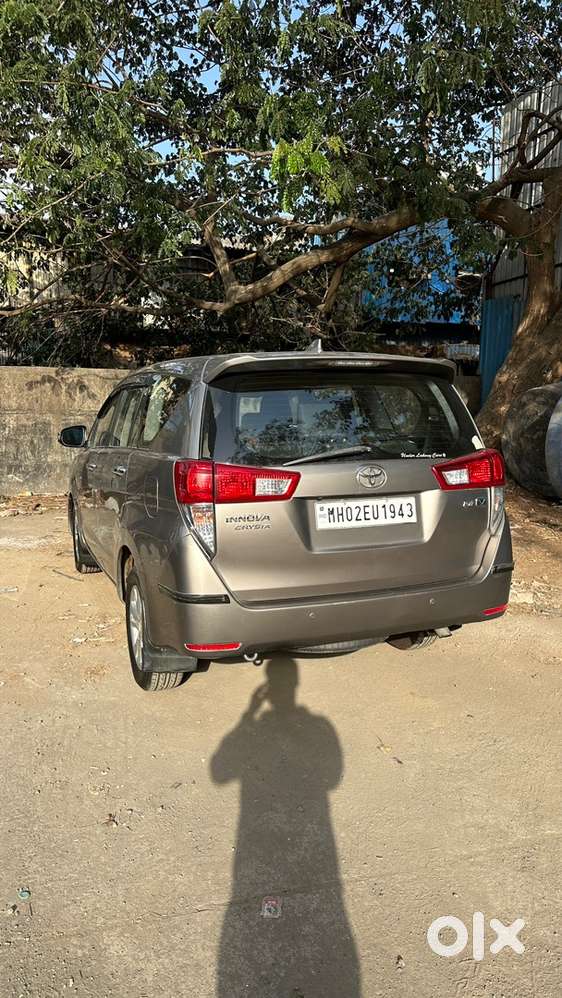 Toyota Innova Crysta 2018 Diesel Well Maintained