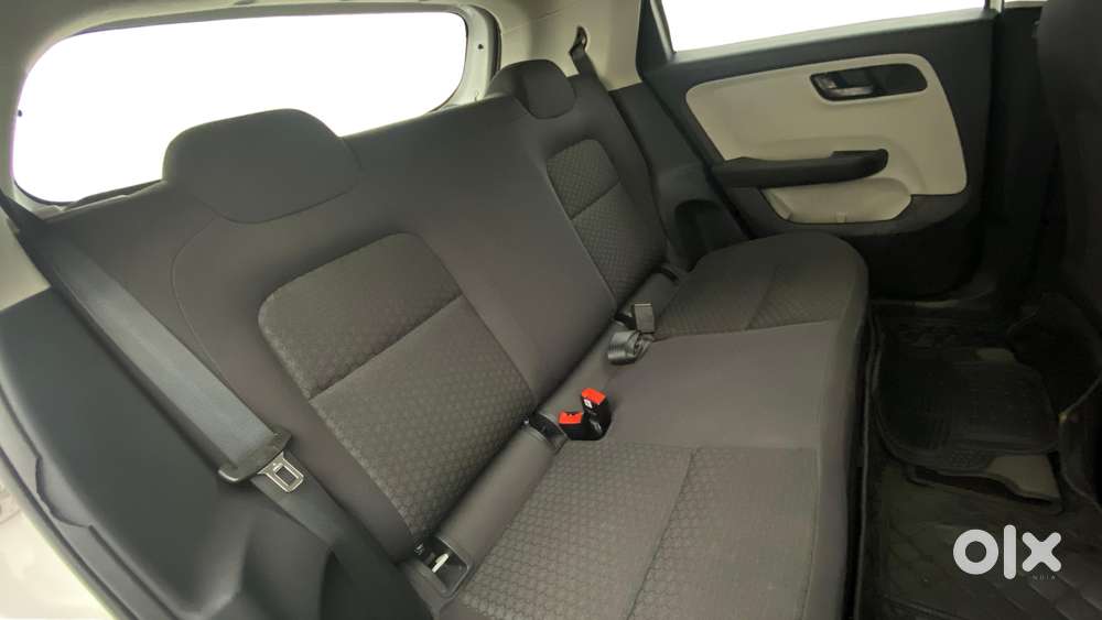 Tata Altroz Xm Plus Petrol, 2023, Petrol