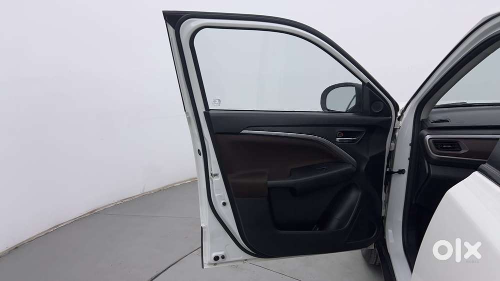 Maruti Suzuki Brezza Zxi Plus At, 2022, Petrol