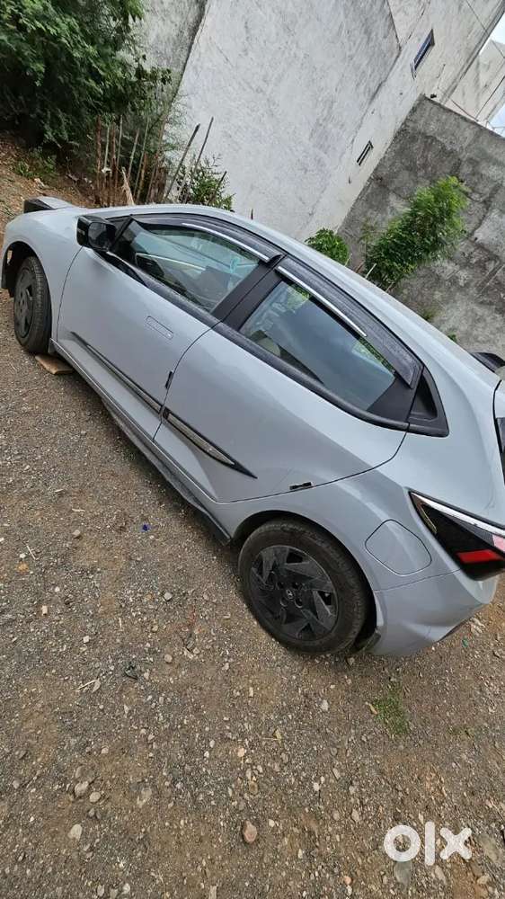 Tata Altroz Crtv S 2025 I-cng Mt Urgent Sale Need Money Fix Price