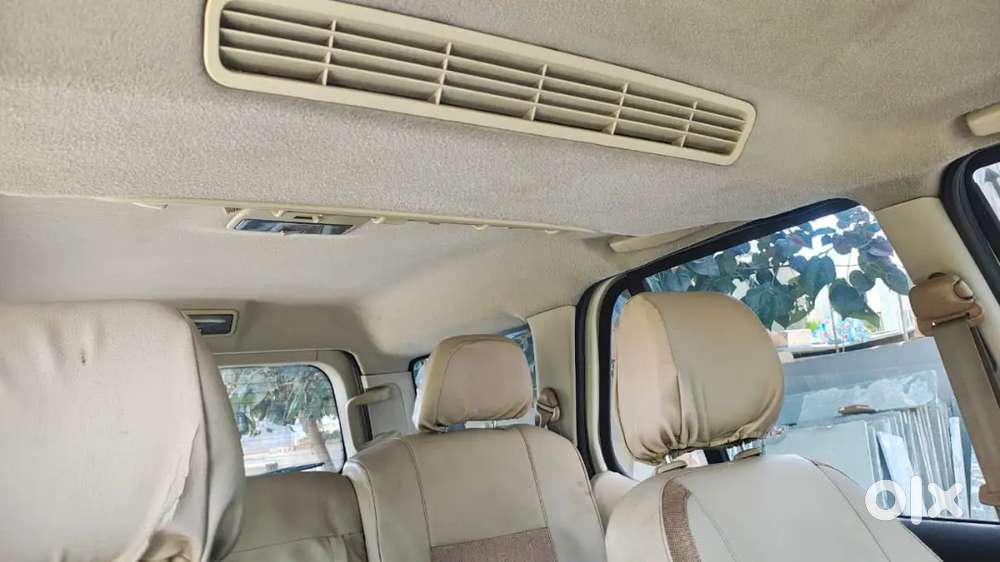 Tata Safari Storme 2013