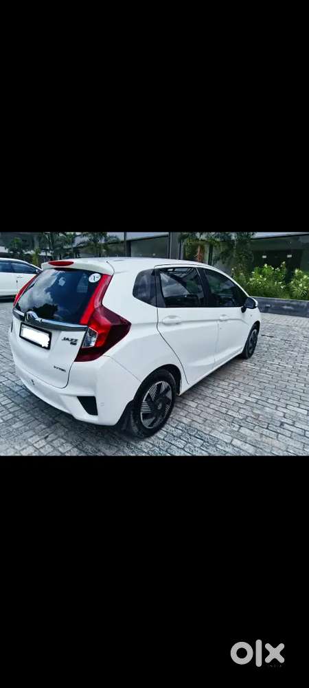 Honda Jazz 2016 Petrol Well Maintained