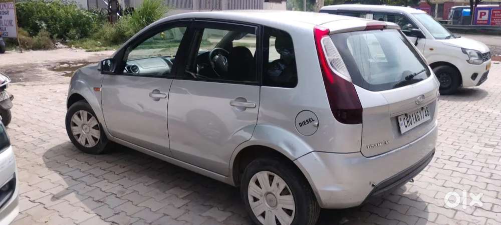 Ford Figo Diesel Zxi 2011 Last