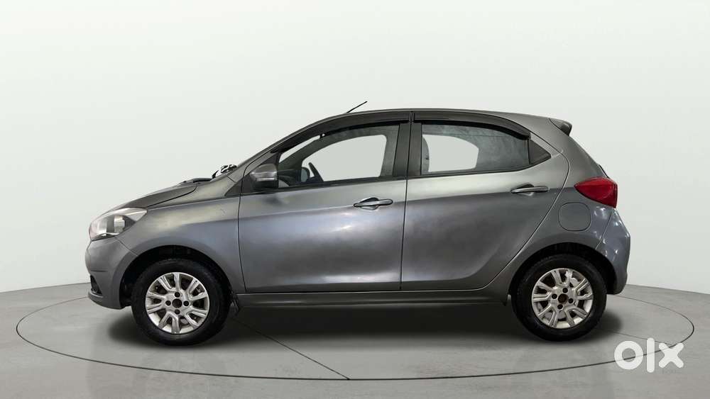 Tata Tiago 1.2 Revotron Xz, 2018, Petrol
