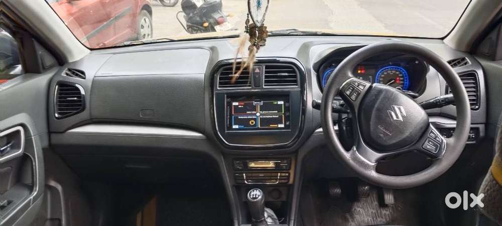 Maruti Suzuki Vitara Brezza Zdi Plus Dual Tone, 2016