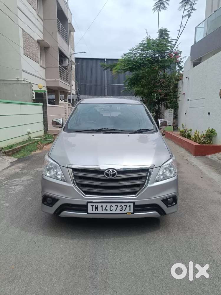 Toyota Innova 2.5 Gx 8 Str Bs-iii, 2015, Diesel