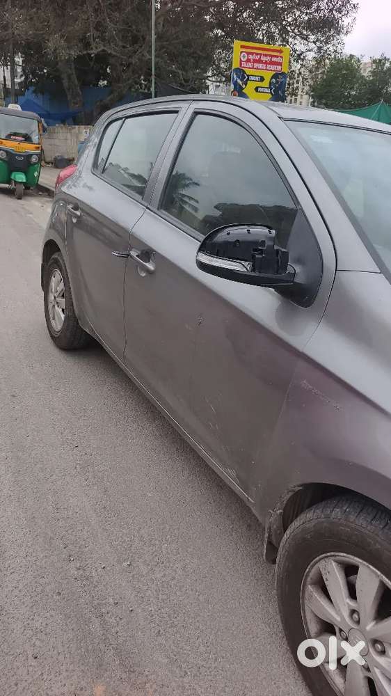 Hyundai I20 2013 Petrol 100000 Km Driven