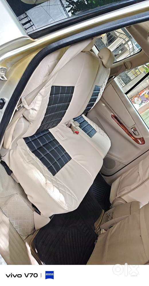 Toyota Innova 2.5 V Diesel 8-seater, 2008, Diesel