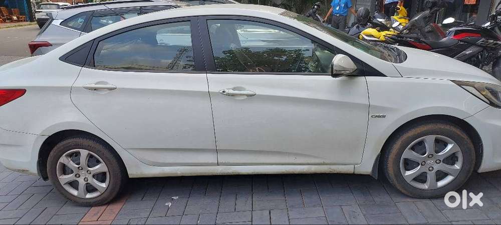 Hyndayi Verna 2012 (1st Owner, Below 1 Lack Km)