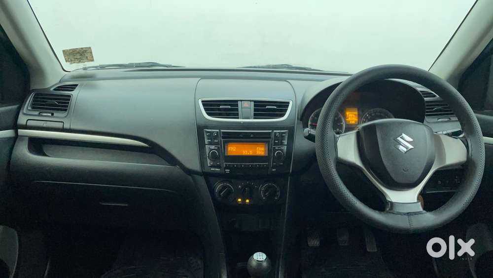 Maruti Suzuki Swift Vvt Vxi, 2016, Petrol