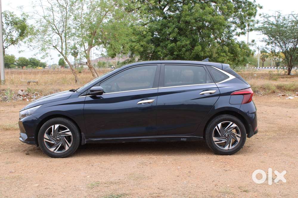 Hyundai New I20 1.2 Asta (o) Ivt, 2023, Petrol