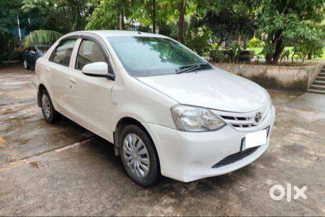 Toyota Etios V 2015