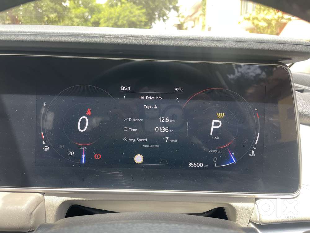 Mahindra Xuv700 2.2 Ax 7 Diesel At Str, 2024, Diesel