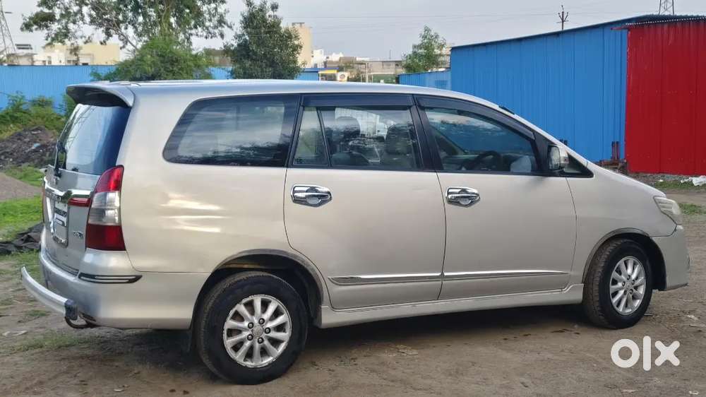 Toyota Innova 2014 Diesel Well Maintained