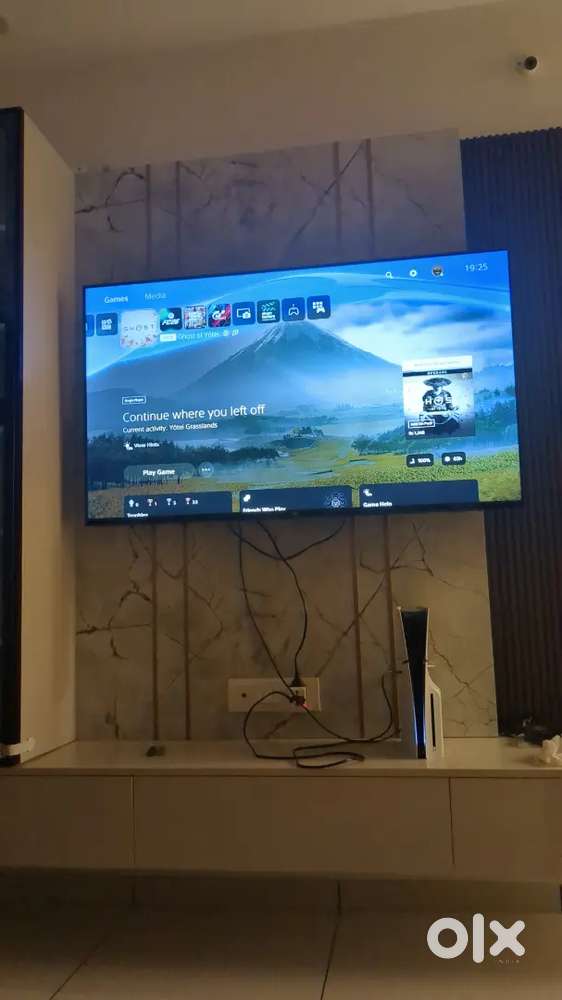 Ps5 slim disk with 4 games for sale
