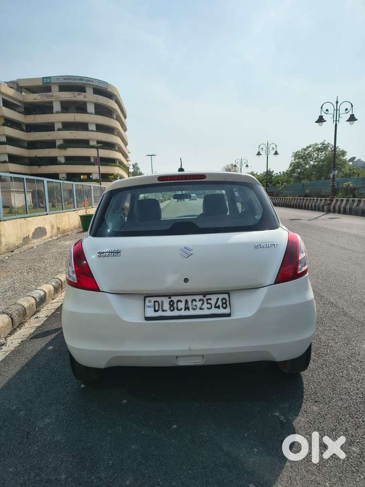 Maruti Suzuki Swift Lxi Option, 2014, Petrol