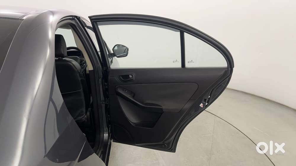 Tata Zest  Revotron 1.2t Xms, 2015, Petrol