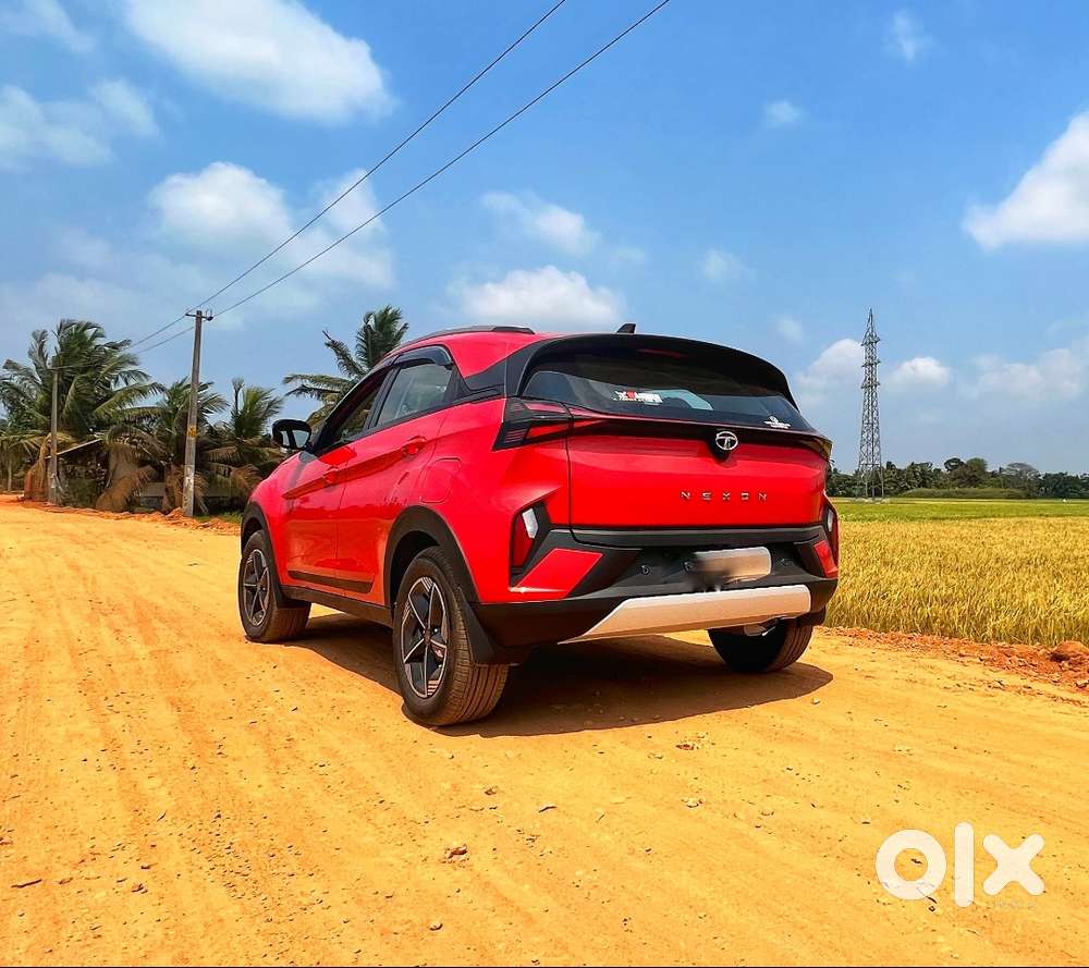 Tata Nexon Petrol Mt