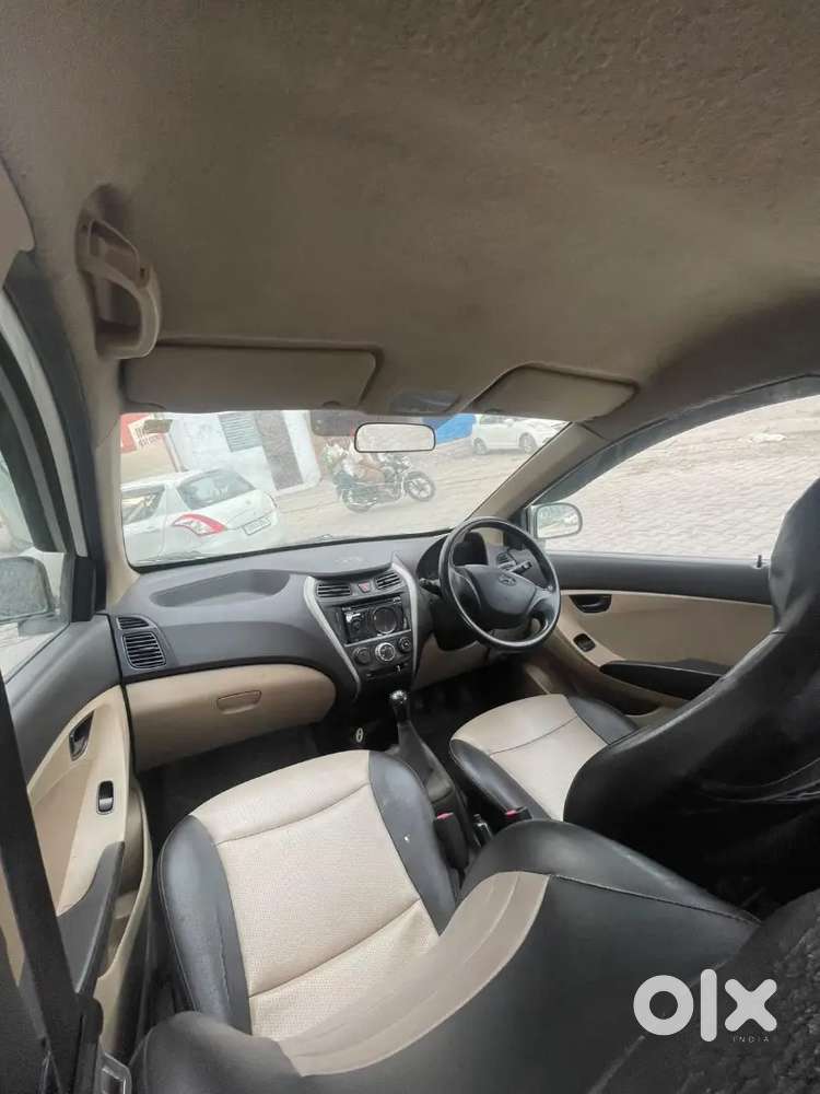 Hyundai Eon 2015 Petrol 98000 Km 87087m71166