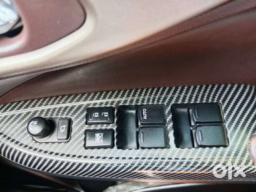 Toyota Urban Cruiser Taisor V 1.0 Petrol At, 2024, Petrol