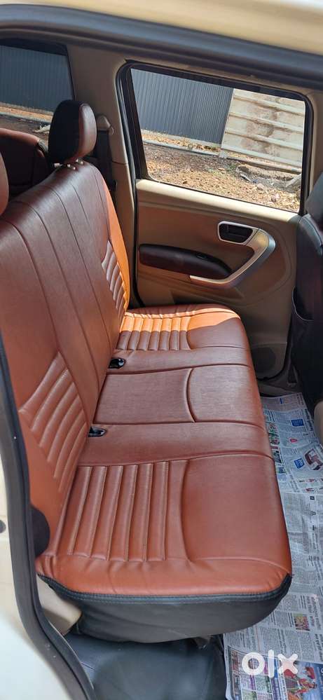 Mahindra Tuv 300 T8 Amt (automatic), 2016, Diesel