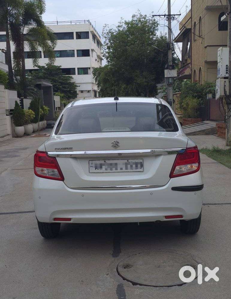Maruti Suzuki Swift Dzire 1.3 Vxi, 2023, Petrol