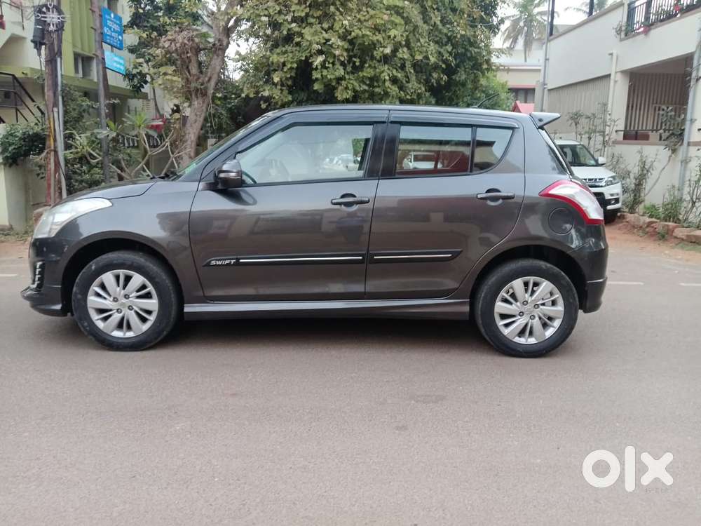 Maruti Suzuki Swift Zxi, 2015, Petrol