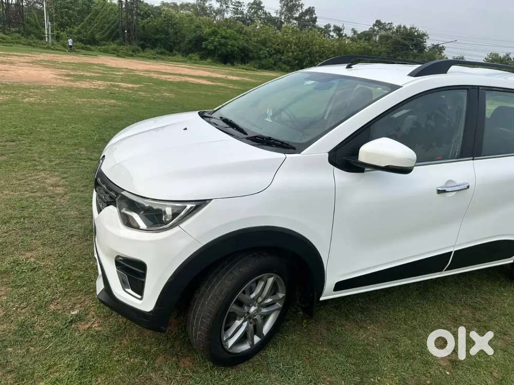 Renault Triber Rxz Easy-r Amt, 2021, Petrol