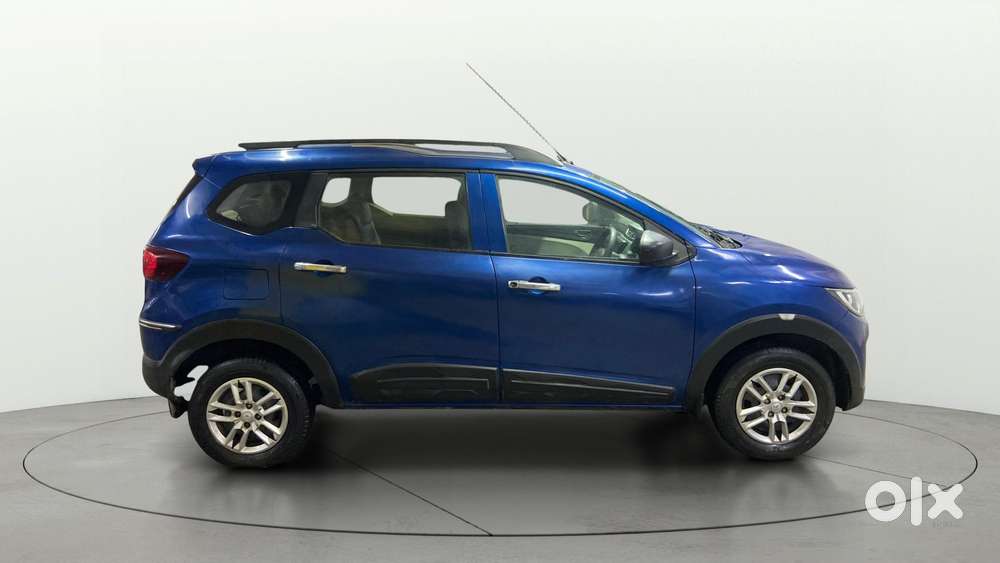 Renault Triber Rxl, 2022, Petrol