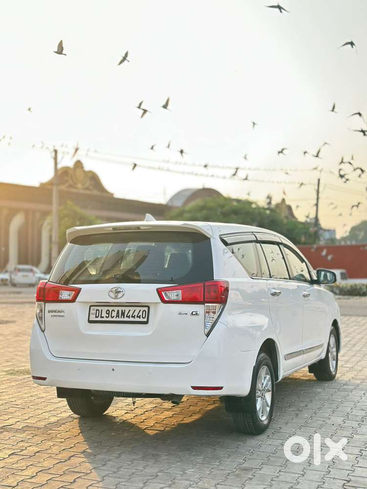 Toyota Innova Crysta 2.4 Gx Mt, 2017, Diesel