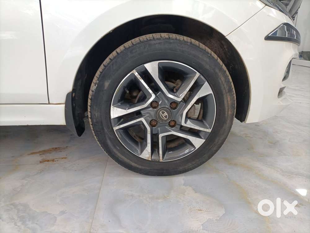 Tata Tiago 1.2 Revotron Xz Plus, 2020, Petrol